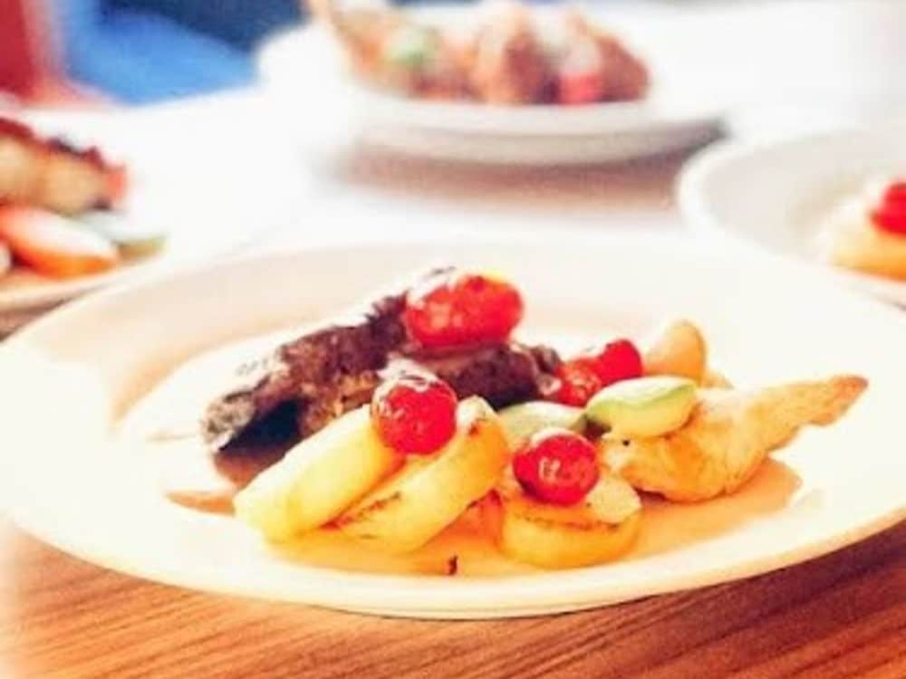 فندق مينا تبوك(Mena Hotel Tabuk) 24/42