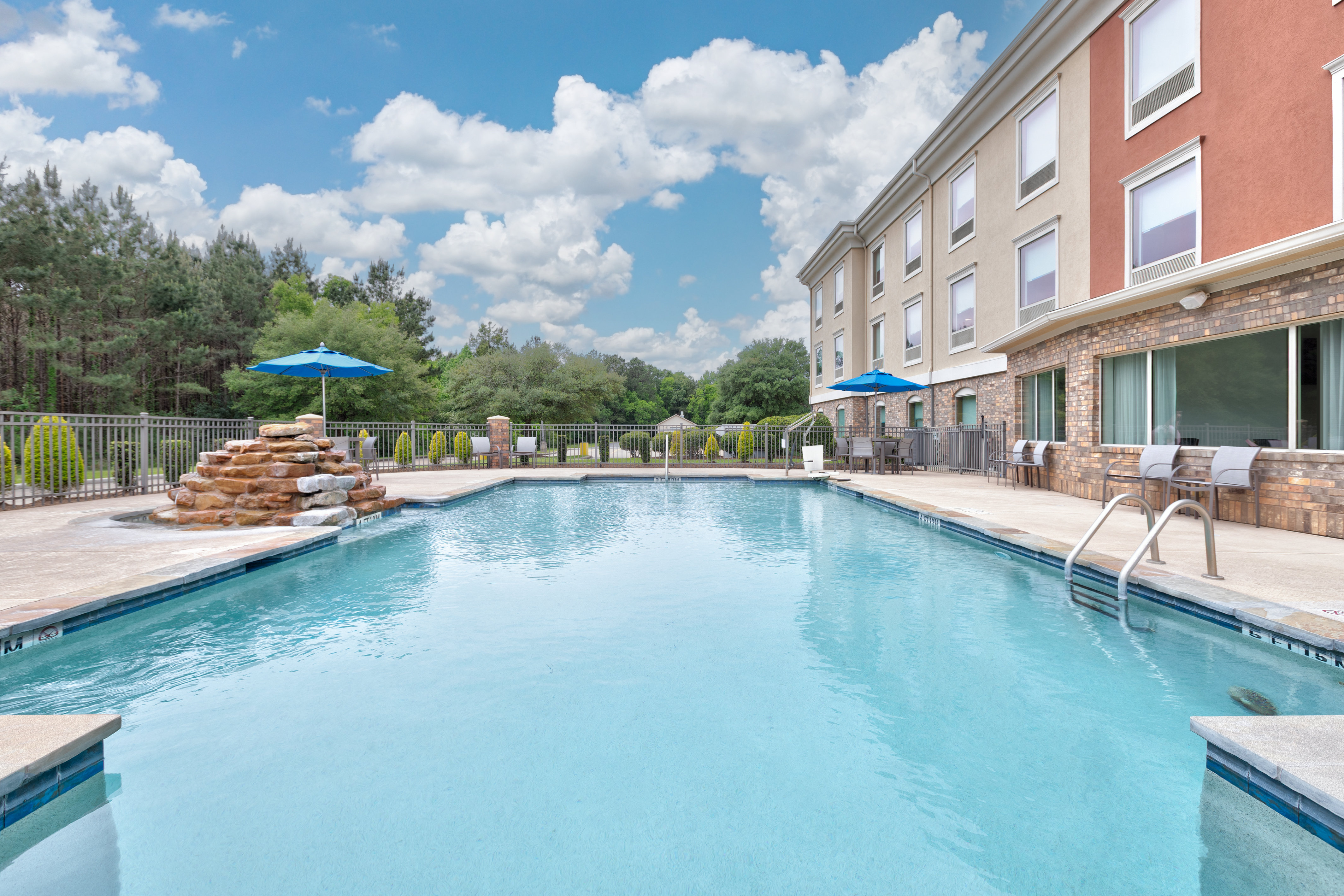Holiday Inn Express Hotel And Suites Jasper 8/68