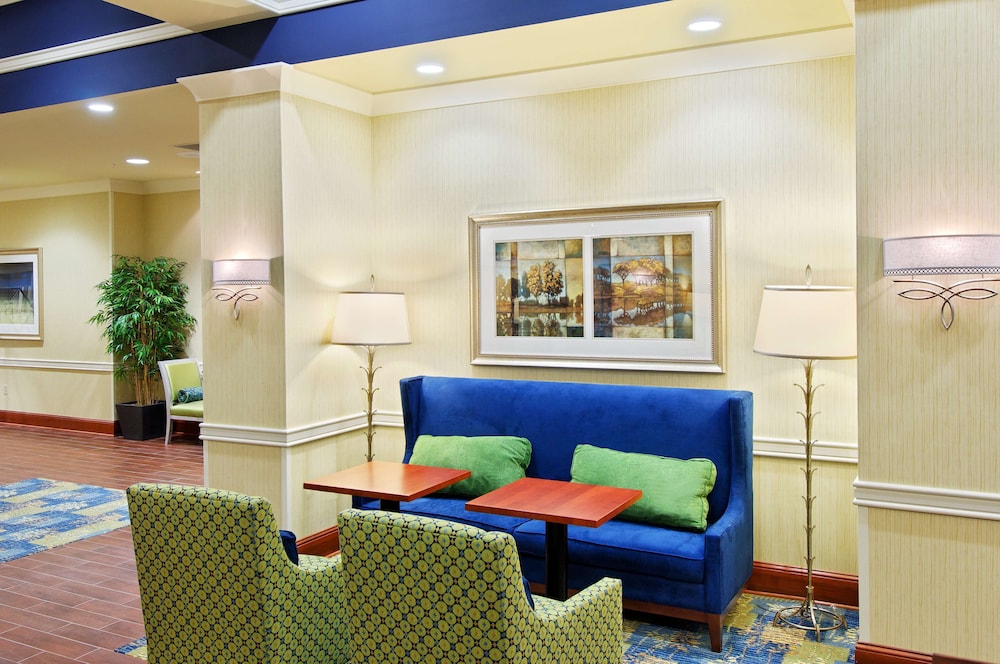 Hampton Inn & Suites Knoxville-Turkey Creek/Farragut 27/39