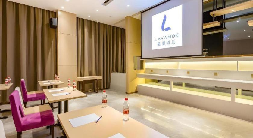 Lavande Hotels Langfang Municipal government 47/49