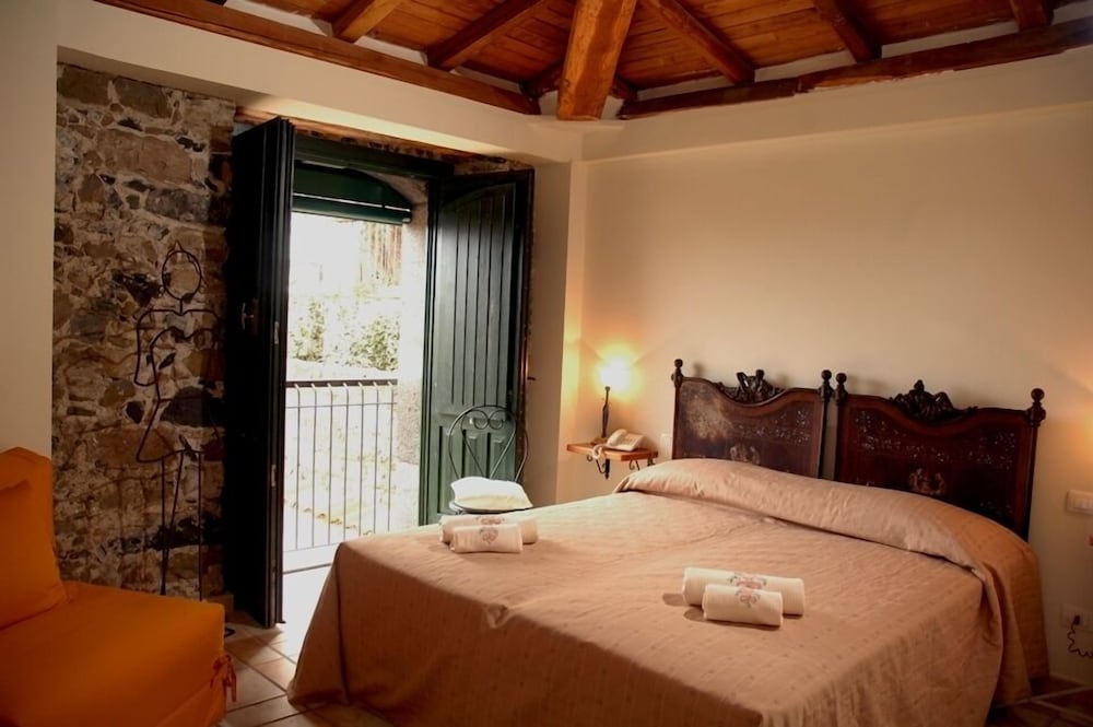 Antico Borgo 6/50