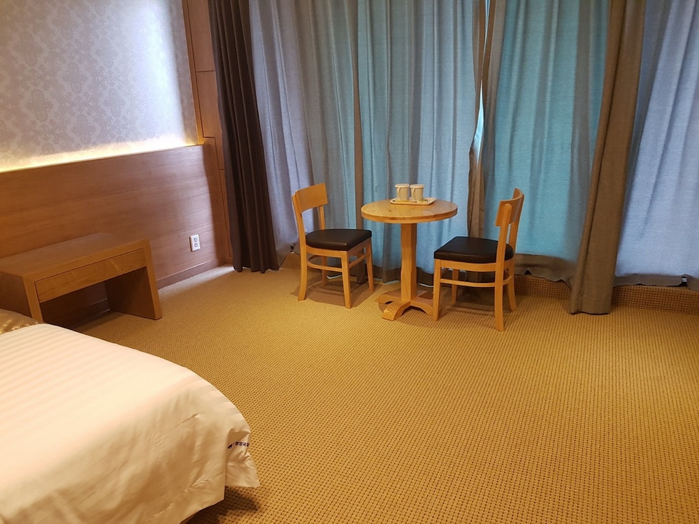 Yangyang International Airport Hotel 23/48