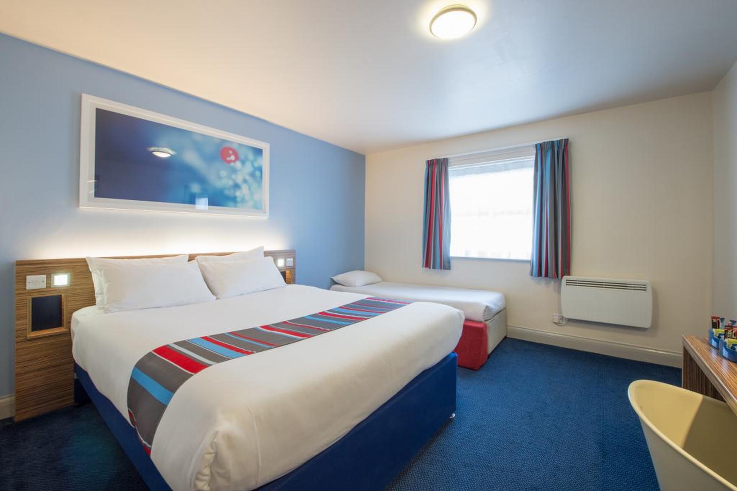 Travelodge Bodmin Roche 9/14