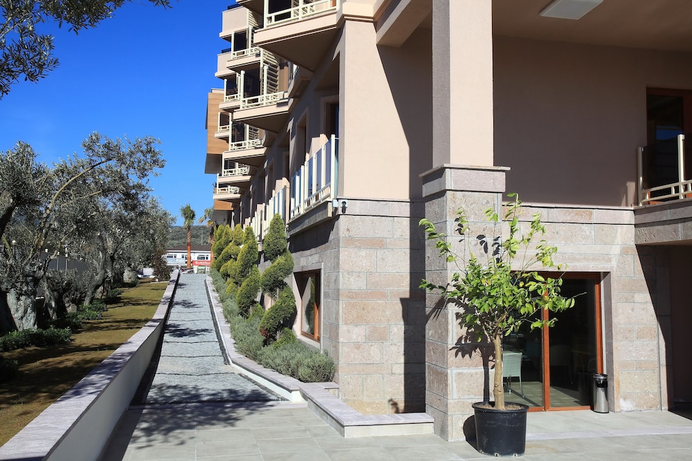 Esida Hotel 40/49