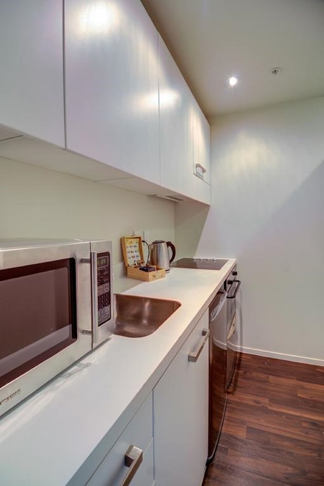 The Quadrant Hotel and Suites 30/70