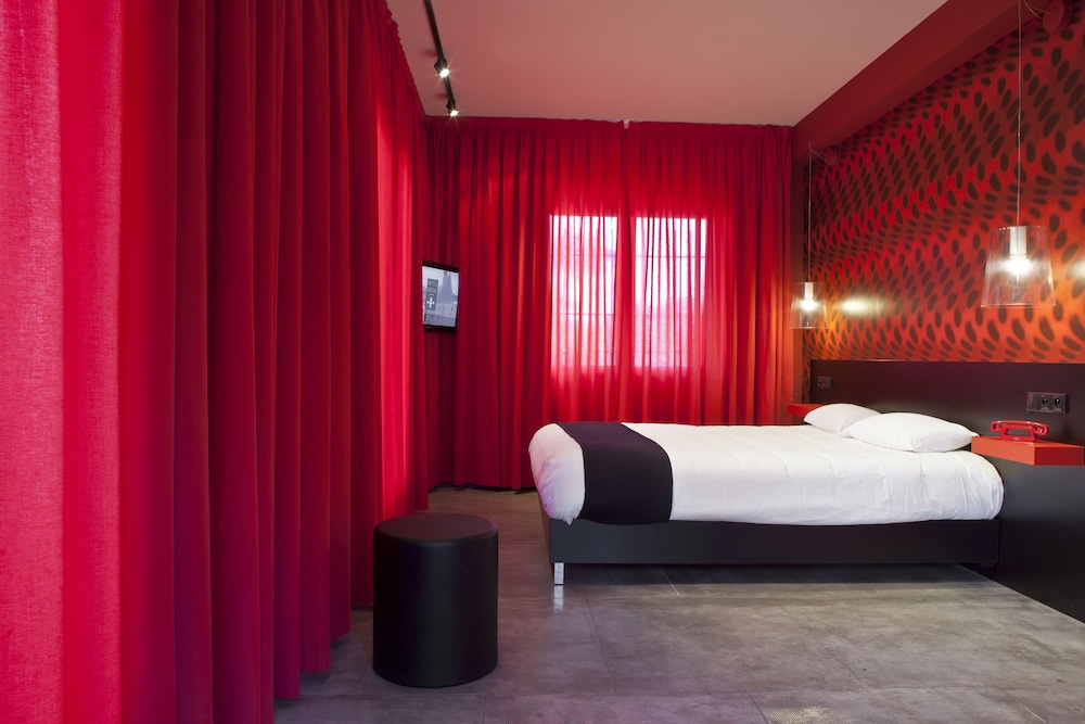 Hotel Montmorency 21/73