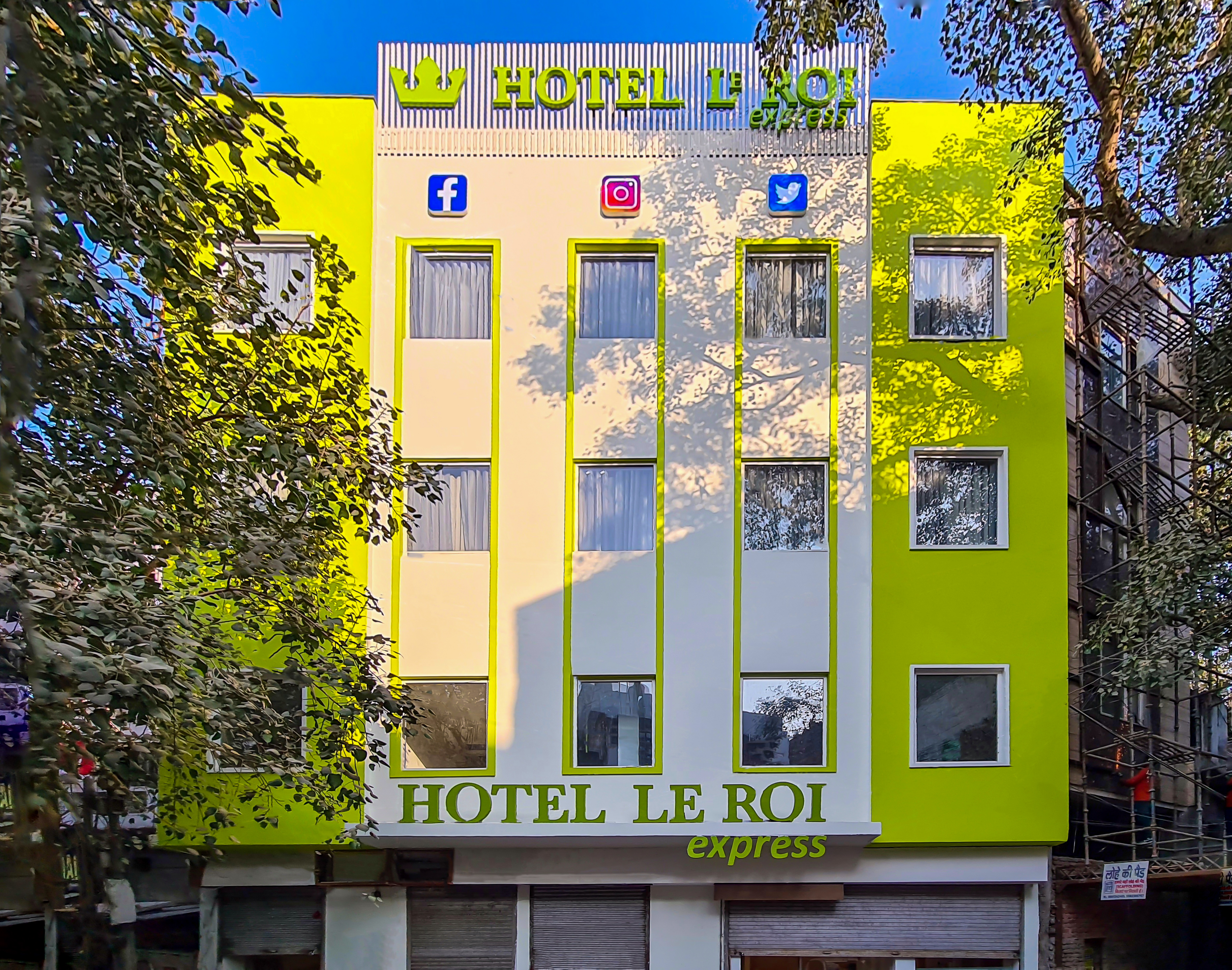 Le Roi Express, Paharganj 1/50