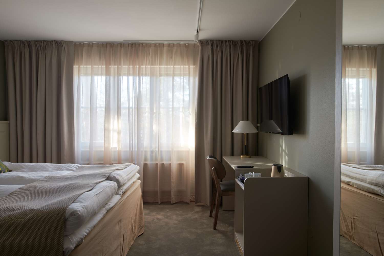 Room, Queen Bed, Best Western Hotel Danderyd 4/10