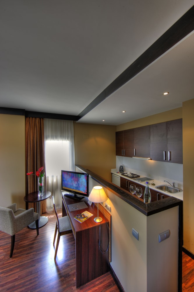 Aparthotel Attica 21 Valles 61/68