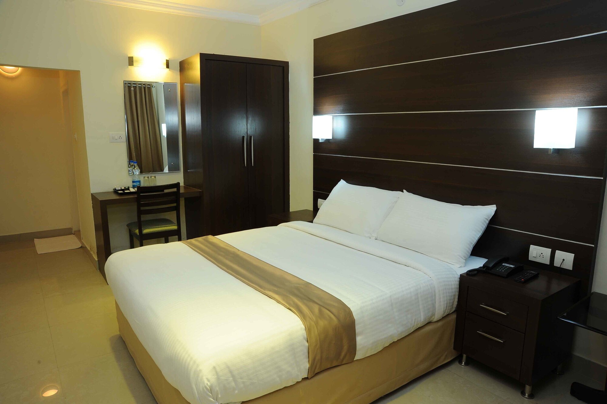 Privilege, Double Bed