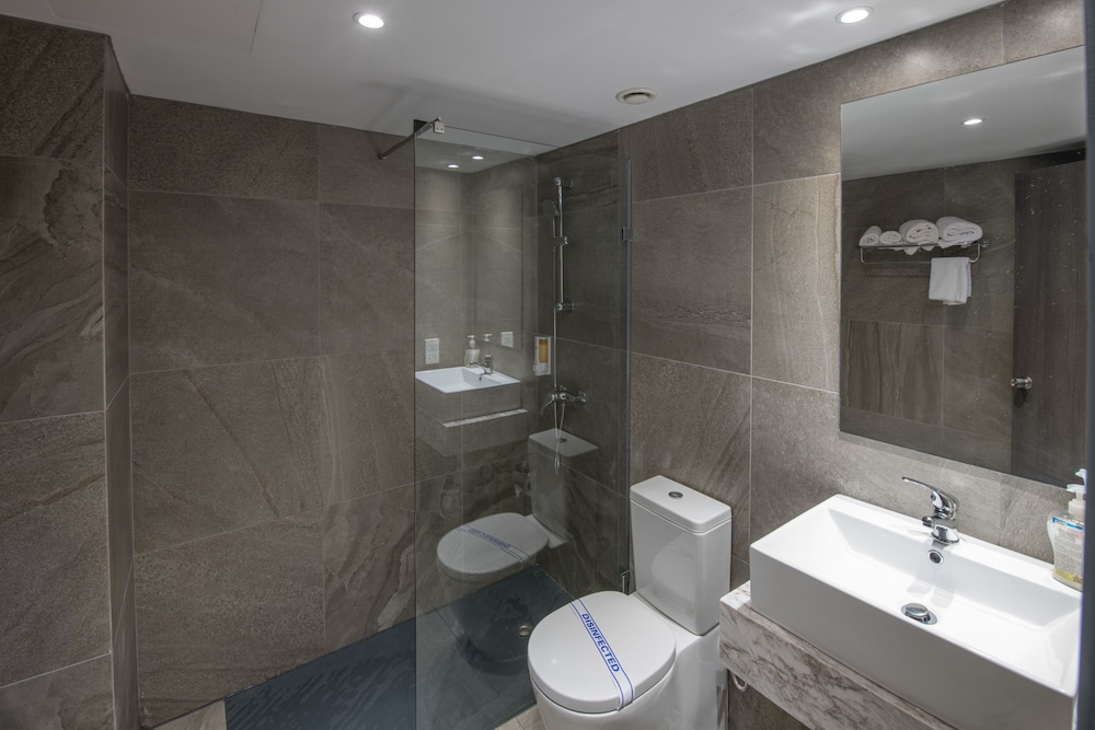 Panthea Resort 30/32