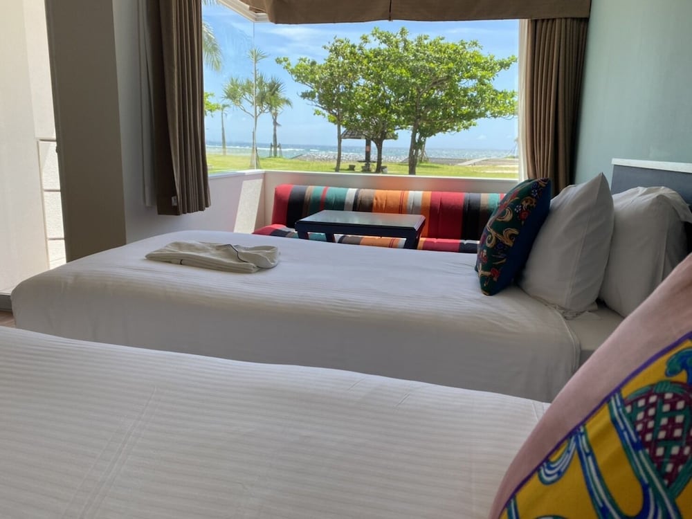 Sunset Beach Hotel 23/55