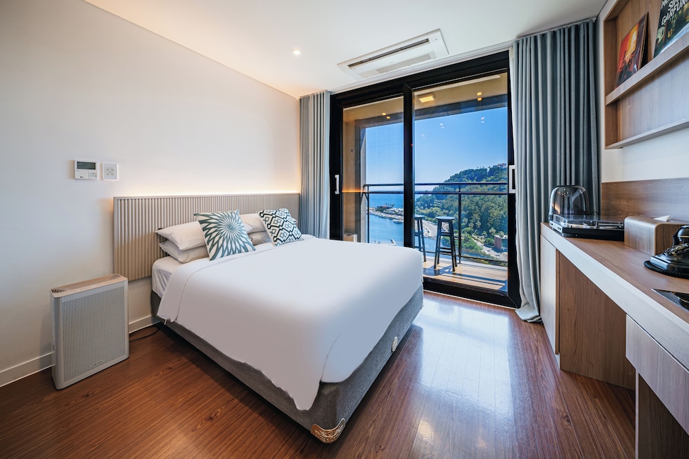 Hotel Yeon 13/55