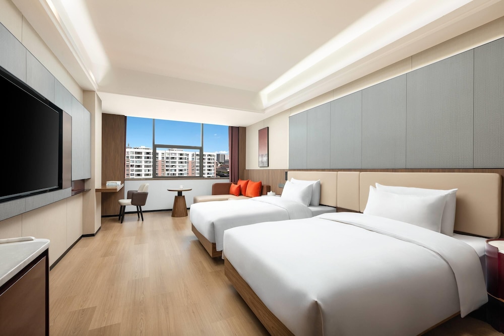 Hawthorn by Wyndham Lincang Linxiang 9/19