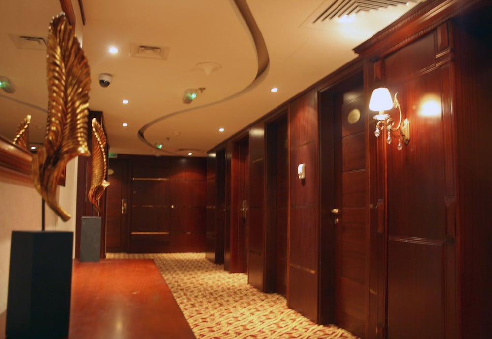 Trianon Hotel 34/63