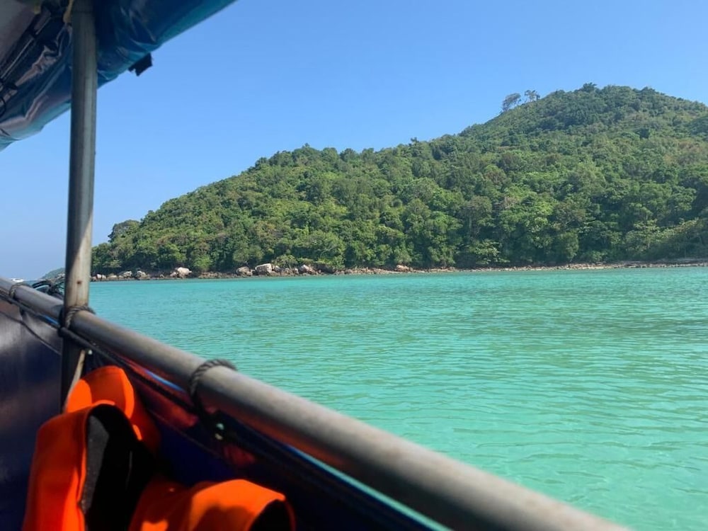 Phi Phi Little Star 14/66