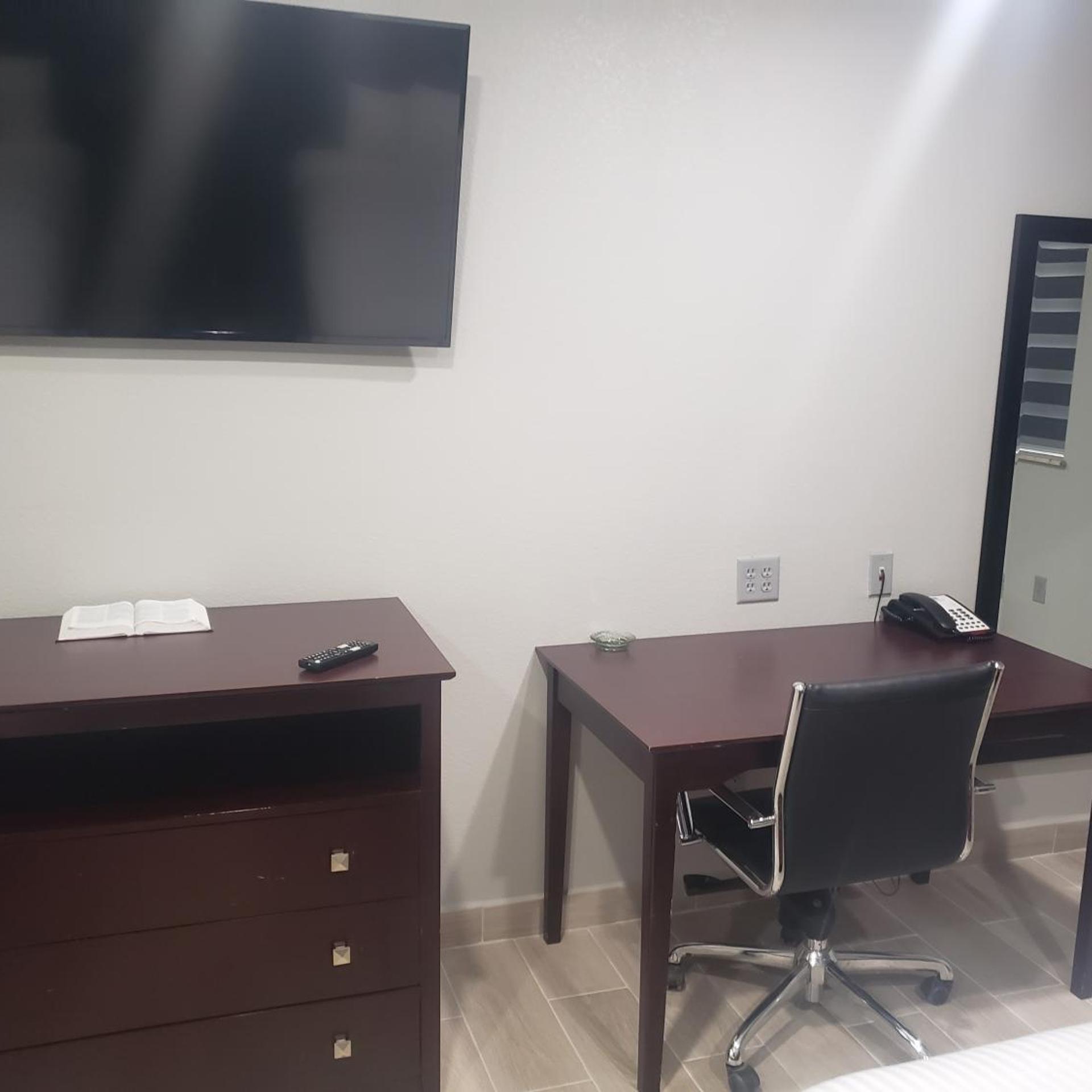 Cotulla Executive Inn 31/40