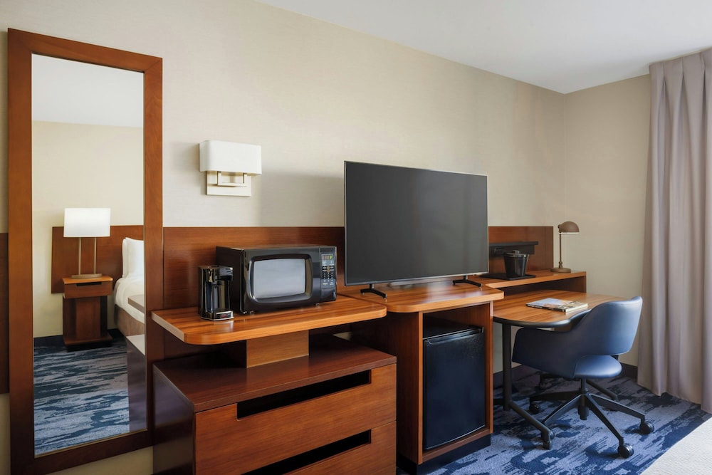 Fairfield Inn and Suites by Marriott Las Vegas South 50/57