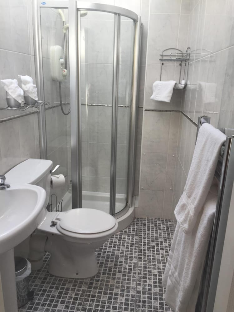 Auld Reekie Guest House 20/25