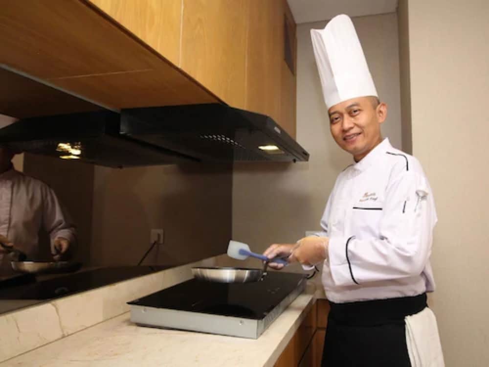 Swiss-Belhotel Pondok Indah 37/69