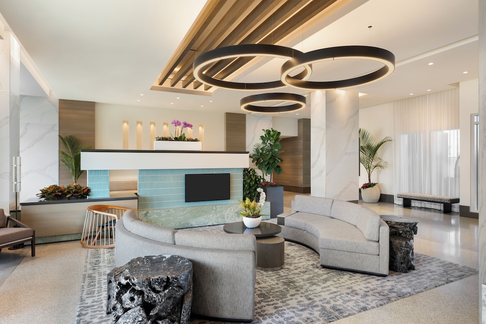 Sunsuites Villas at Sunseeker Resort, Curio by Hilton 26/50