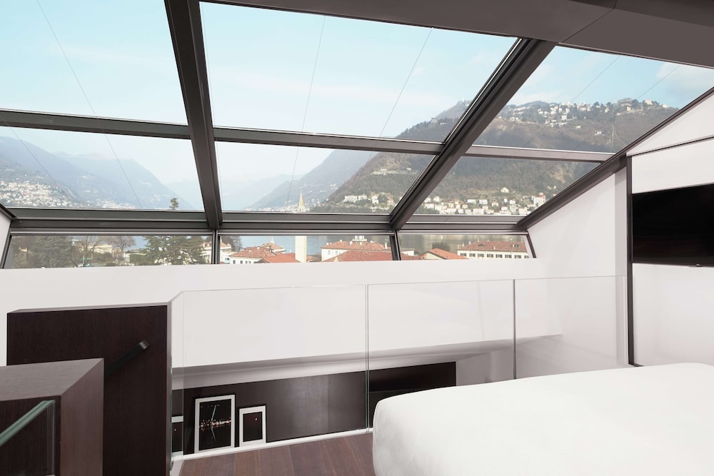 Hilton Lake Como 42/91