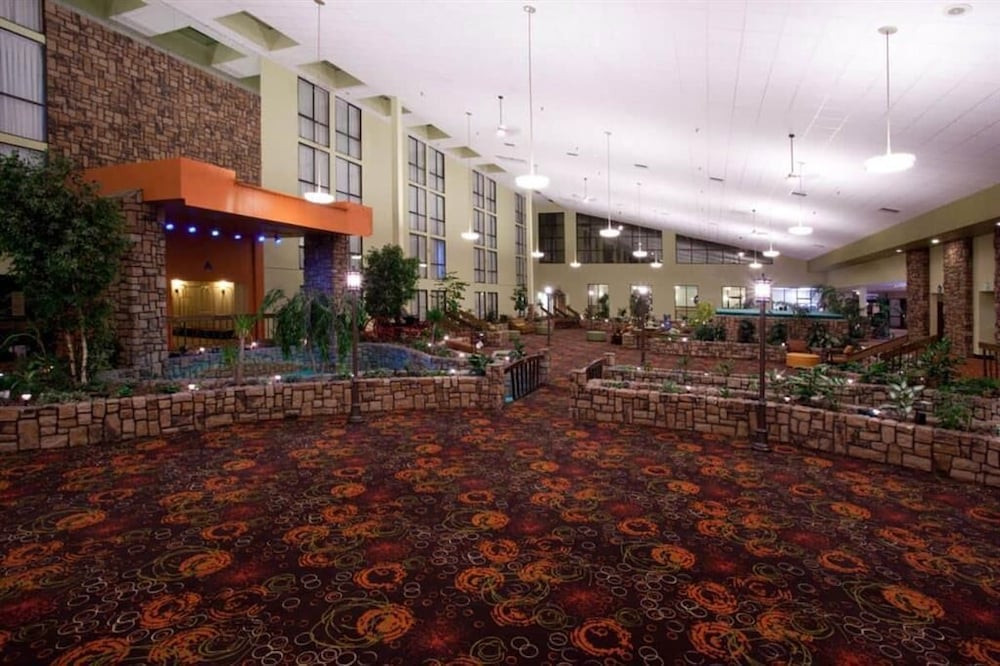 Ramada Plaza by Wyndham Sheridan Hotel and Convention Center 46/50
