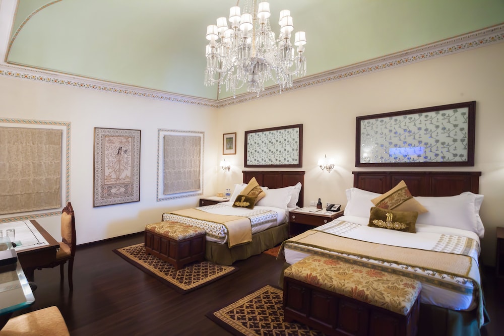 Jai Mahal Palace Jaipur 27/84