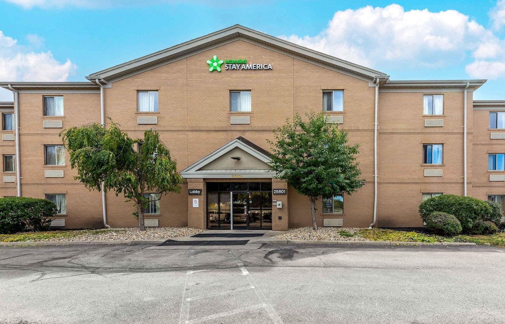 Extended Stay America - Cleveland - Great Northern Mall 5/54