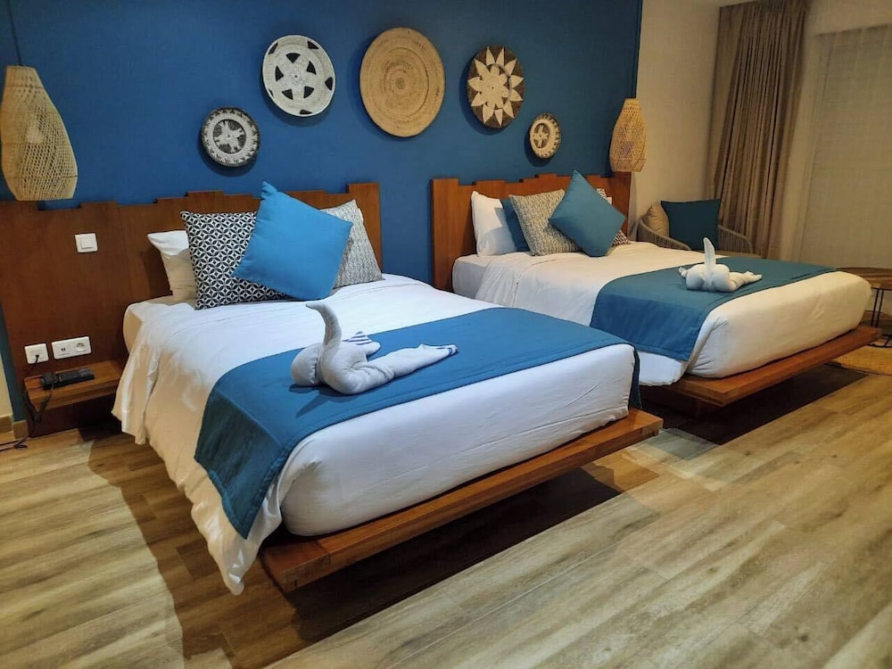 Ocean, Deluxe, 2 Double Beds