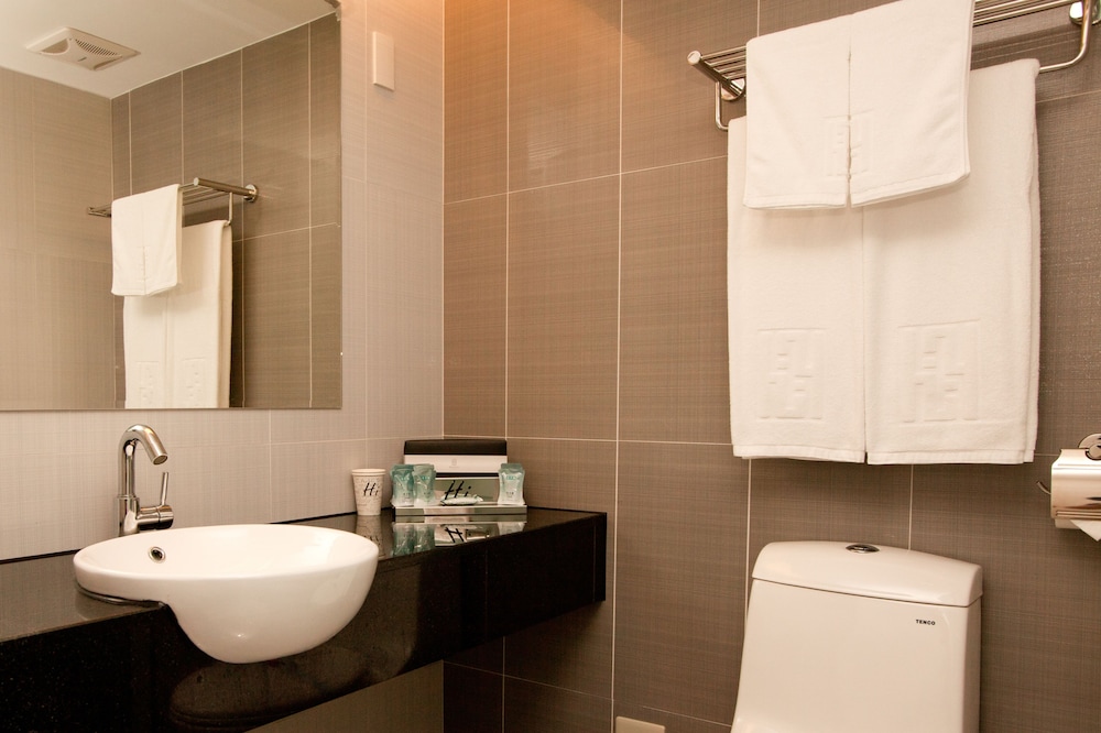 Hotel Hi Xinmin 66/67