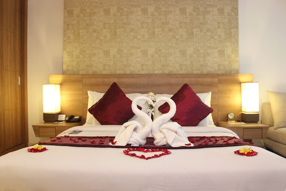 Cross Vibe Paasha Atelier Bali Kuta 23/50