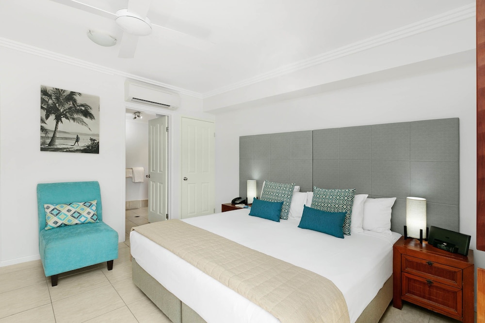 Mantra Aqueous Port Douglas 19/62