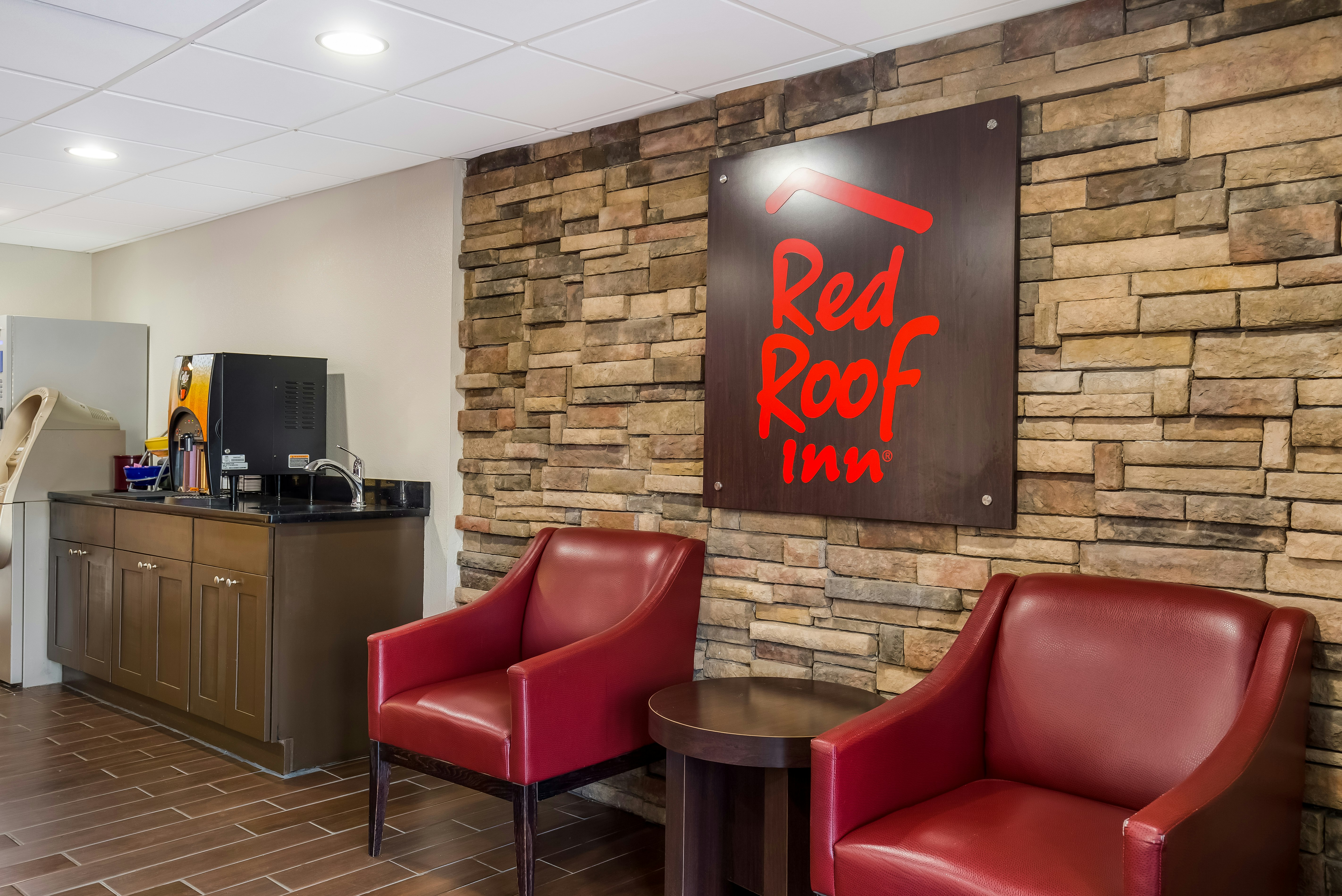 Red Roof Inn Allentown South 21/29