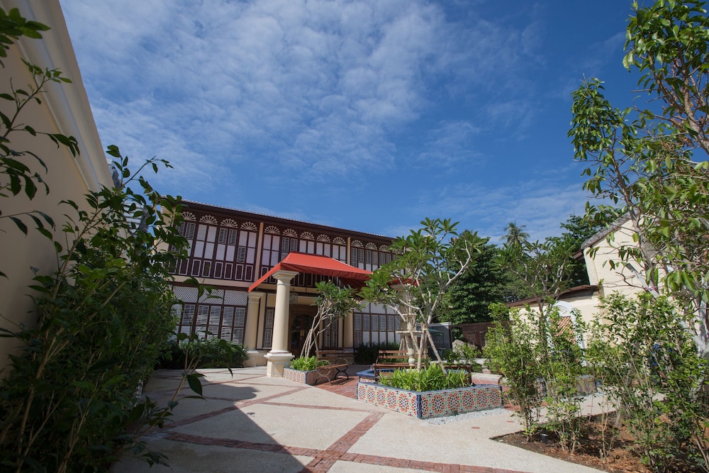 Jawi Peranakan Mansion 7/55