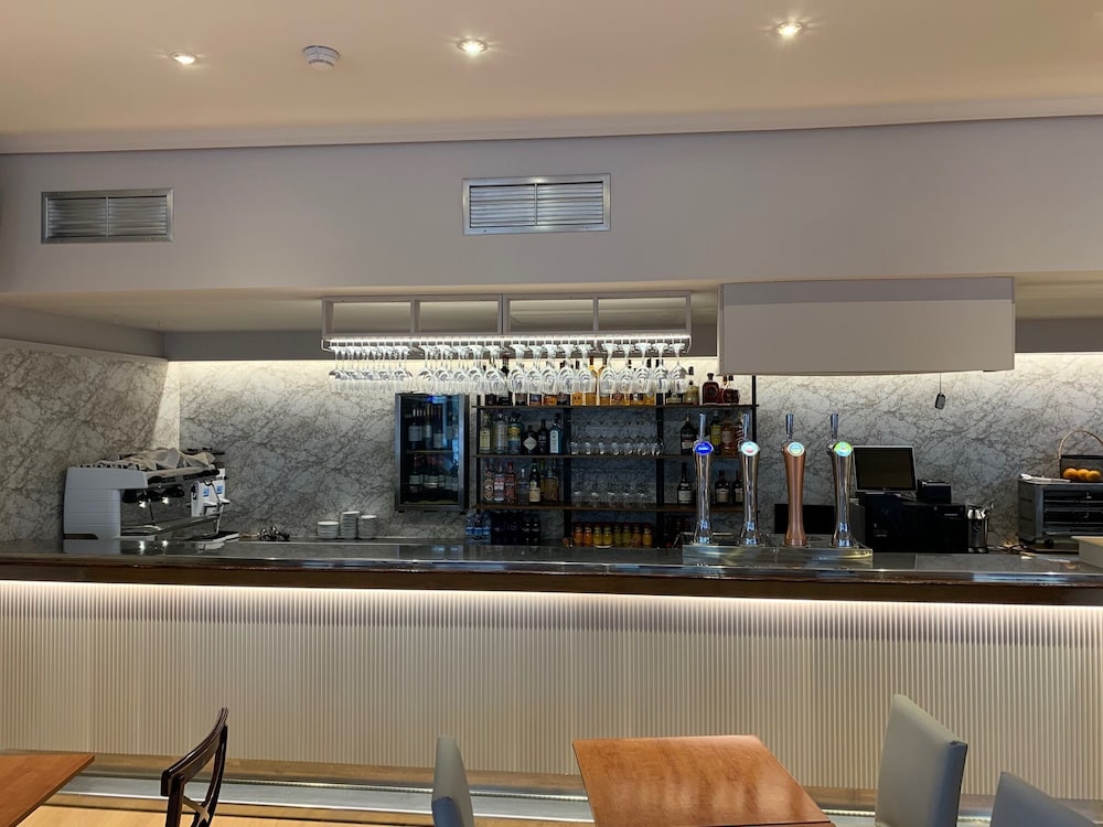 HOTEL UNZAGA PLAZA 52/63