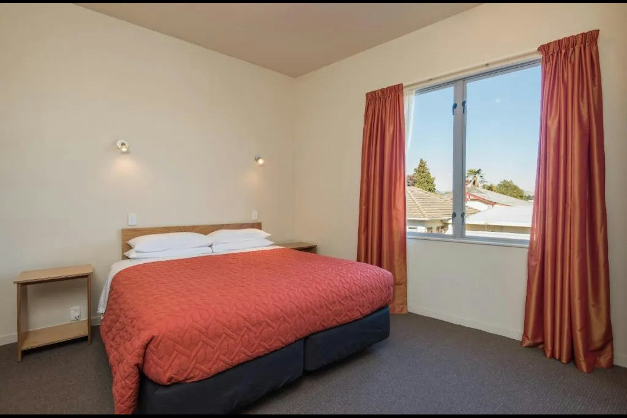 Parkside Motel 12/75