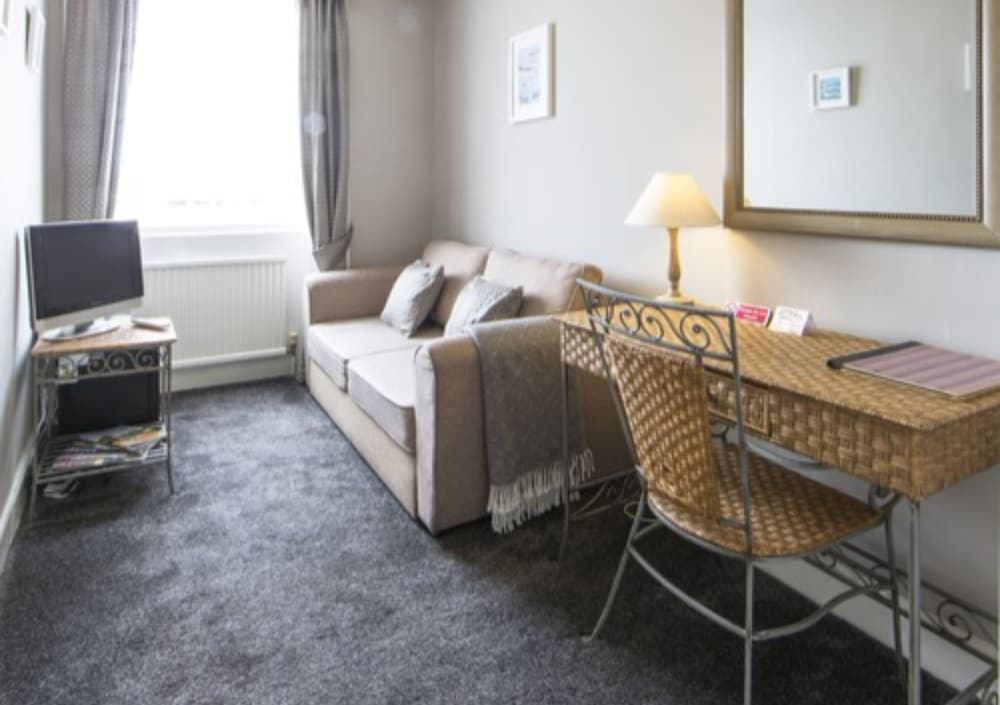 Westwood Guest House 42/50