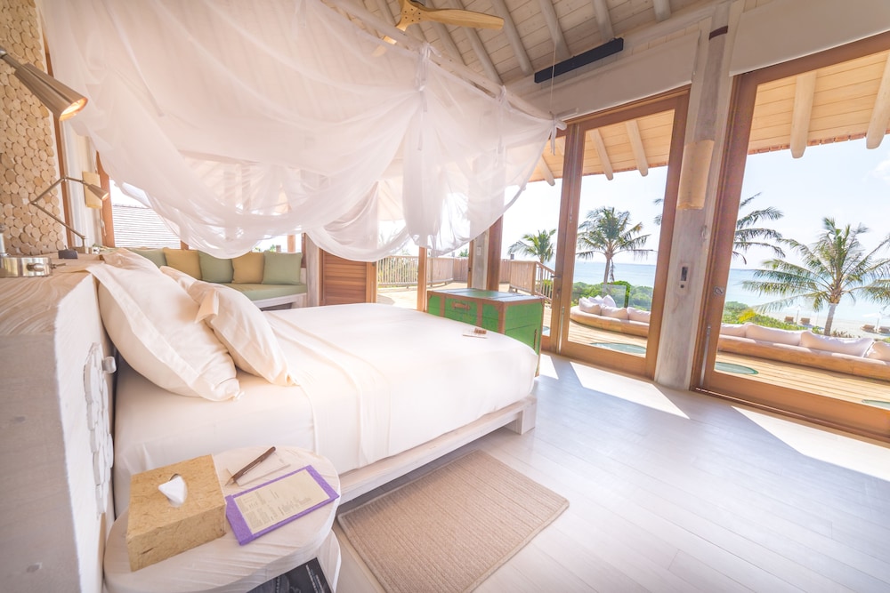 2 Bedrooms, Island, Retreat, 2 King Beds