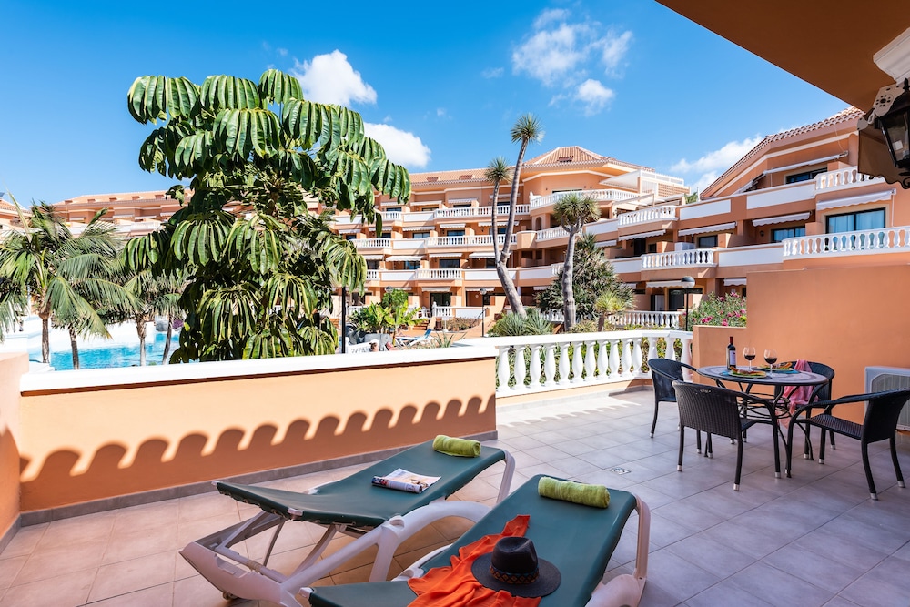Tenerife Royal Gardens 35/50