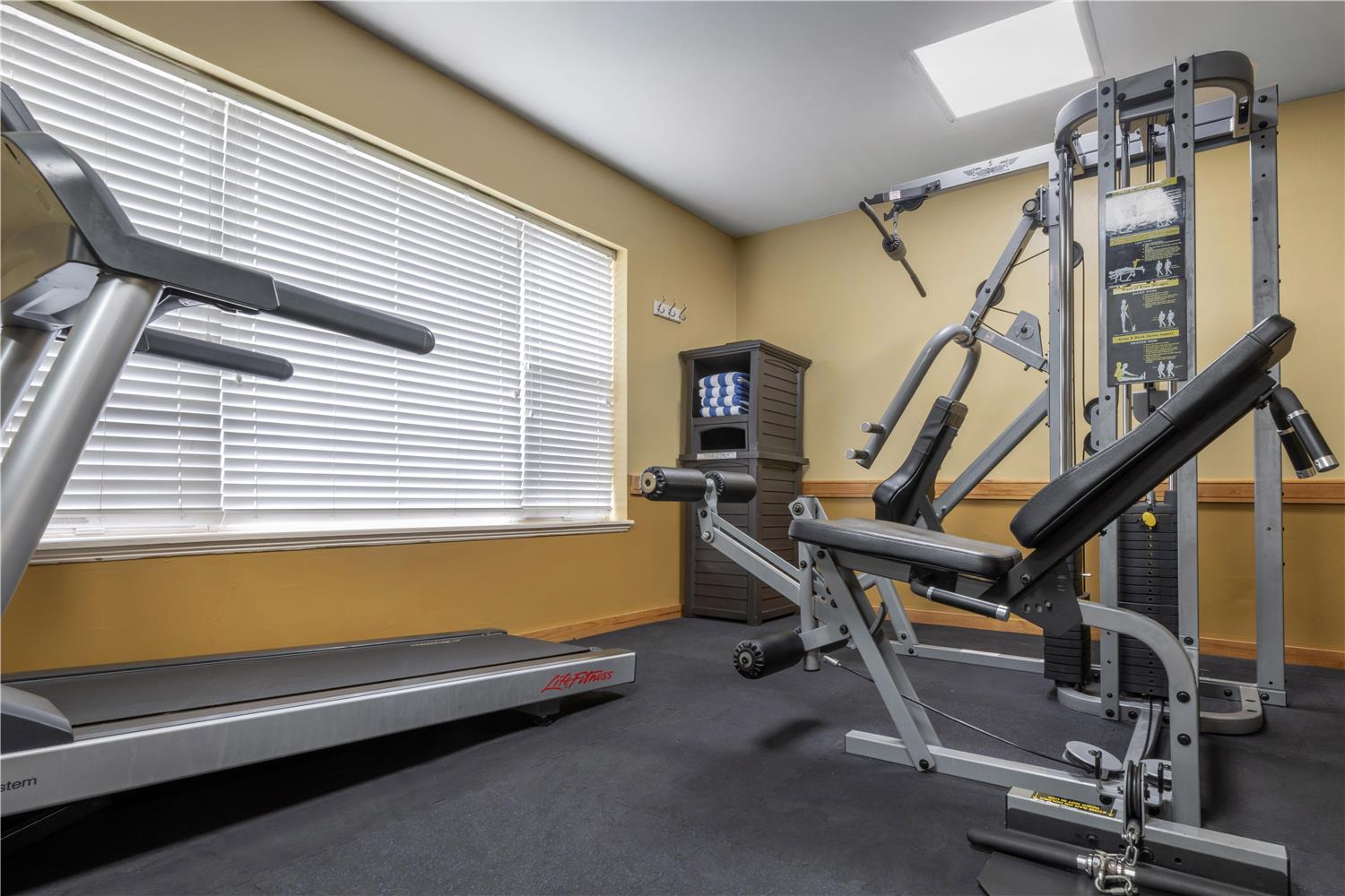 Best Western West Greenwich Inn 17/24