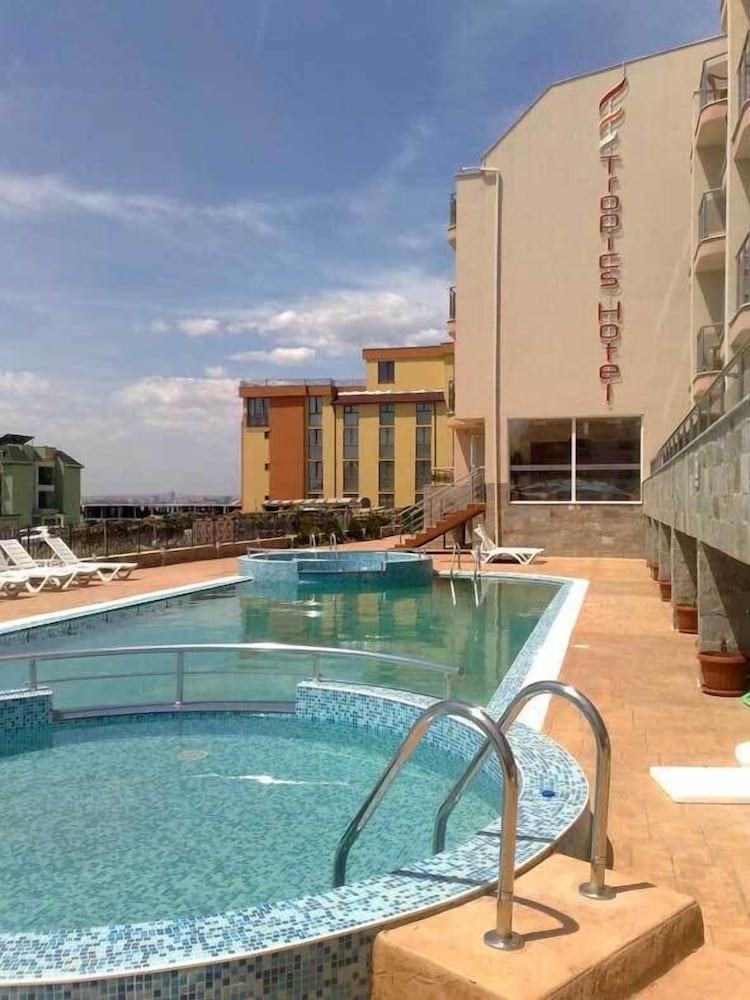 TROPICS HOTEL 6/23