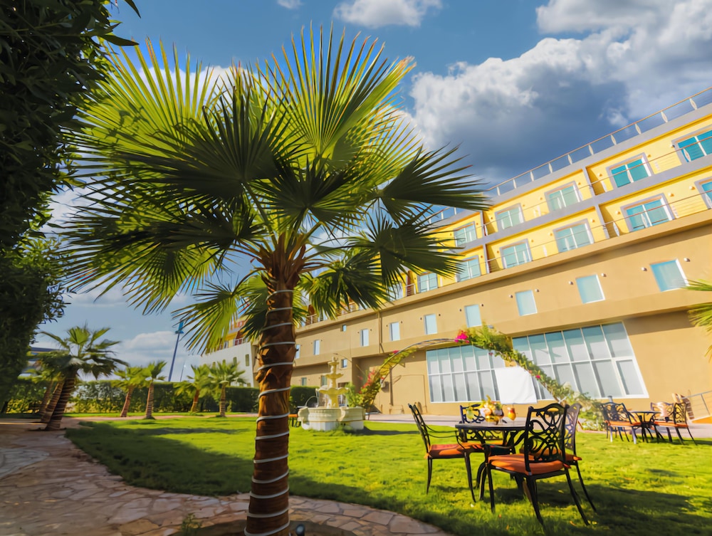 فندق السفينة الذهبية(Golden Ship Hotel) 38/45