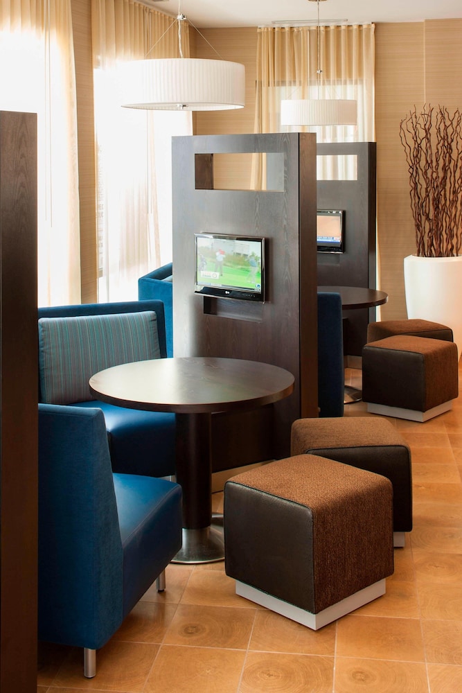 Courtyard by Marriott Houston NASA/Clear Lake 24/30