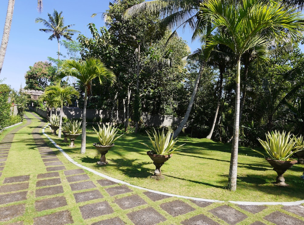 Villa Kupu-Kupu 24/28