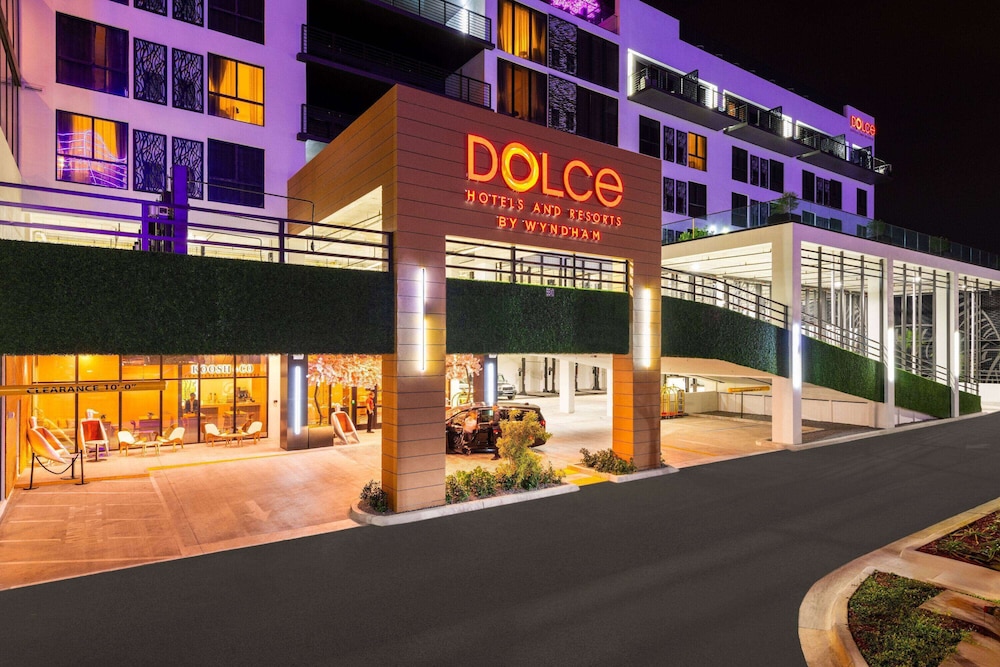 Dolce by Wyndham Hollywood 7/74