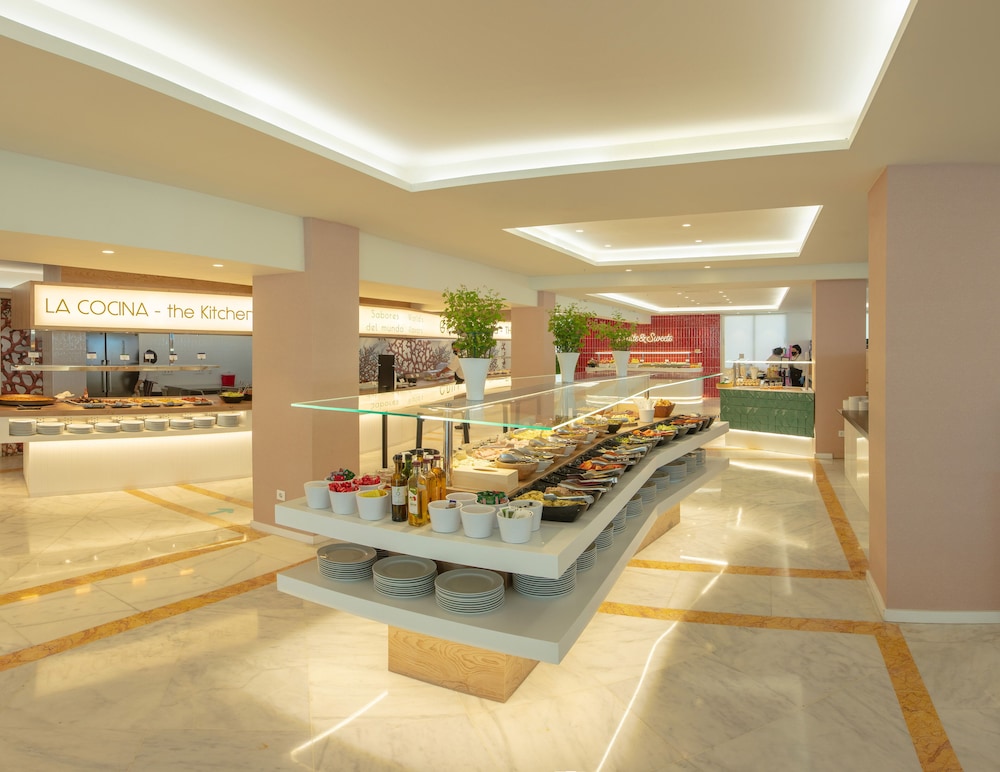 RH Bayren Hotel and Spa 4/50