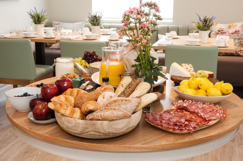 The Charm - Brighton Boutique Hotel 46/50