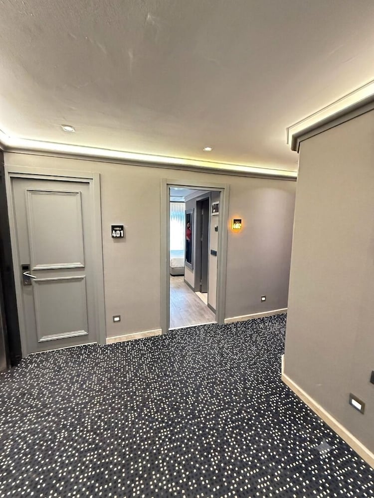 Residence Hotel 7/49