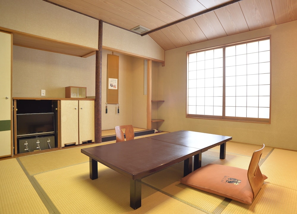 Taisenkaku 14/50